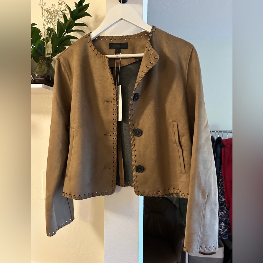 Zara - FAUX SUEDE JACKET WITH BRAIDED TRIMS
TAUPE BROWN, size S